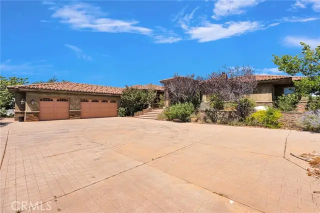 8323 Macron, Hesperia, CA 92344 - #2