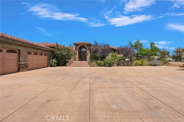 8323 Macron, Hesperia, CA 92344 - #3