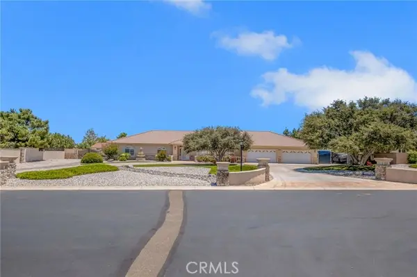 6955 Oak View Court, Hesperia, CA 92344