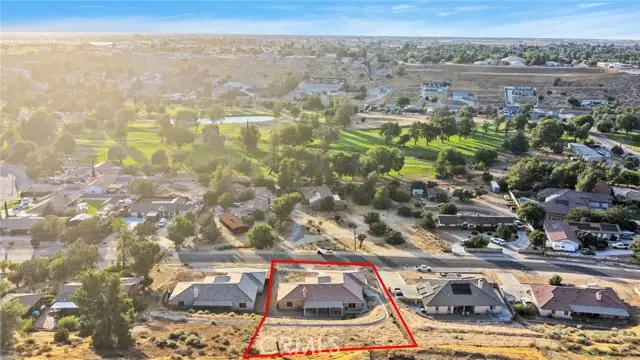 17725 Bangor, Hesperia, CA 92345 - #2