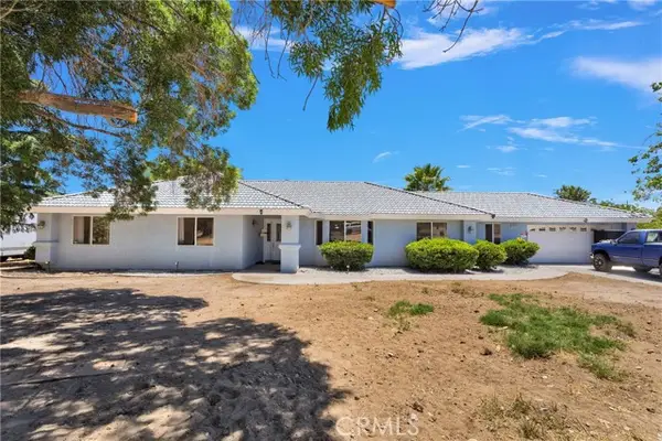 10325 Sheep Creek Rd, Phelan, CA 92371