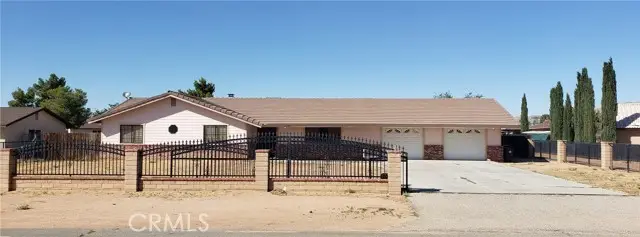22368 Cholena Road, Apple Valley, CA 92307 - #1