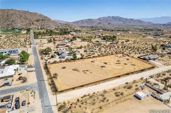 23595 Waalew Road, Apple Valley, CA 92307