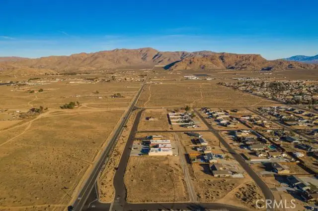 706 Outer Hwy 18, Apple Valley, CA 92307 - #2