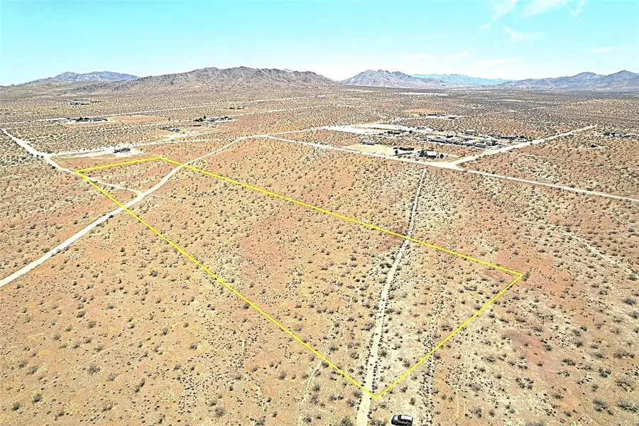25 Dachschund, Apple Valley, CA 92307 - #2
