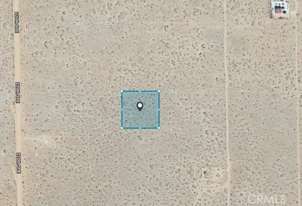 4 220th Street, Palmdale, CA 93591