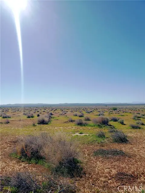 9 Pipeline Road, Boron, CA 93516