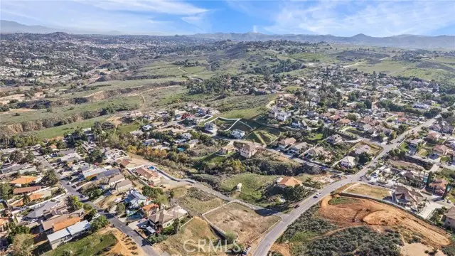 16538 Canyon Ridge Rd, Riverside, CA 92503 - #1