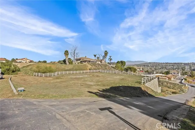 16538 Canyon Ridge Rd, Riverside, CA 92503 - #2