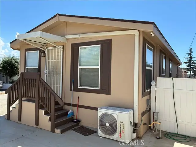 1460 E 6th Street  #4, Beaumont, CA 92223 - #2