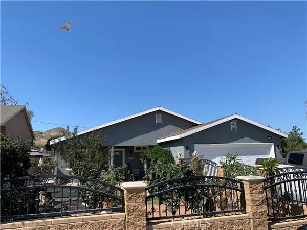 4428 Fairbanks Avenue, Riverside, CA 92509