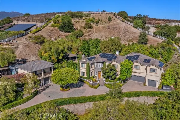 40 Cambridge Court, Trabuco Canyon, CA 92679