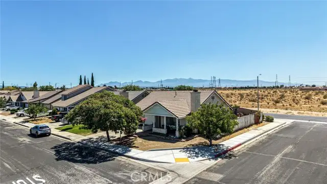 12244 Cobblestone, Victorville, CA 92392 - #2