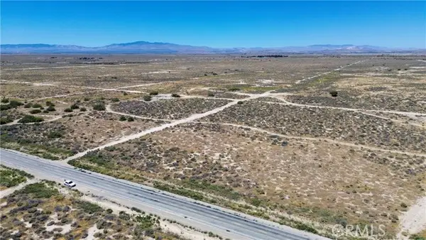 0 VIC AVE F14 15 STW, Lancaster, CA 93536