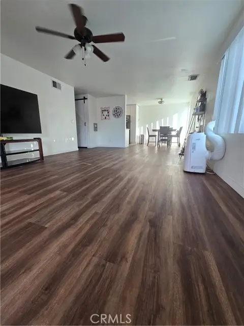 1263 Oakdale, El Cajon, CA 92021