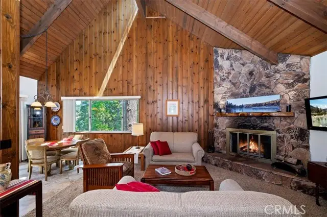 750 Grass Valley, Lake Arrowhead, CA 92352 - #3