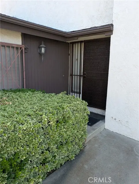 2062 Locust Court, San Bernardino, CA 92404