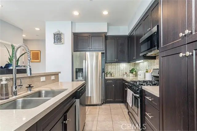 10251 Angel, Pacoima, CA 91331 - #2