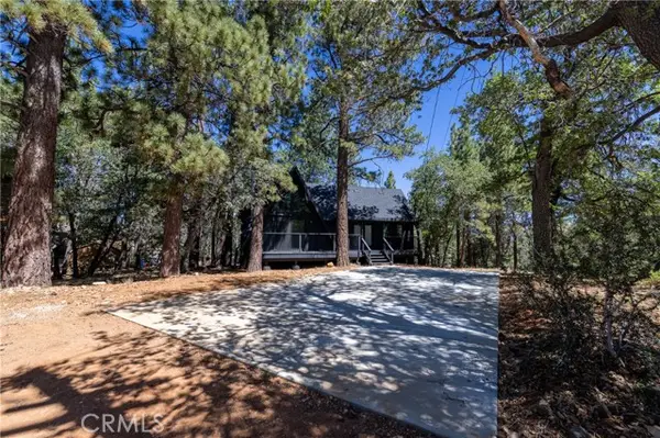 1592 Trinity Court, Big Bear City, CA 92314
