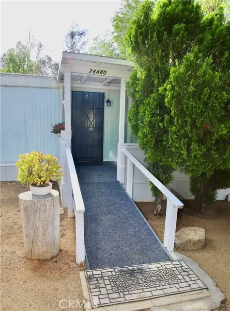28480 Red Gum Drive, Lake Elsinore, CA 92532