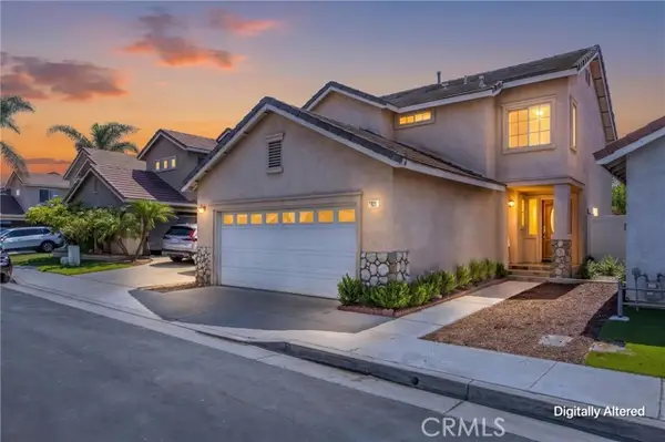 921 Blossomcreek Ln, Corona, CA 92878