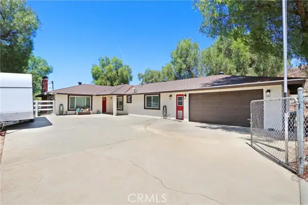 16972 Mockingbird Canyon, Riverside, CA 92504