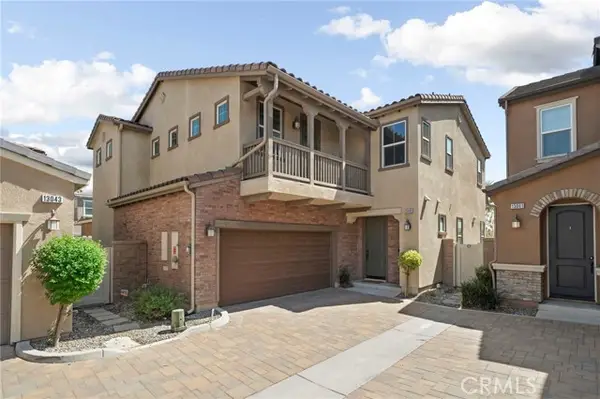 13049 Goldenrod Drive, Corona, CA 92880