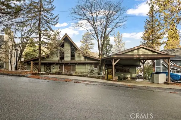904 Sandalwood, Lake Arrowhead, CA 92352
