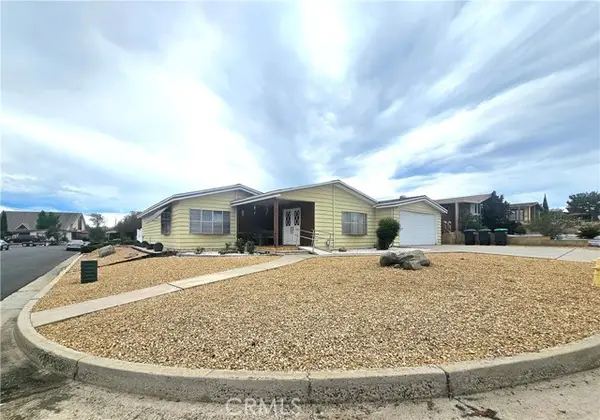 449 Crown Ridge, Perris, CA 92570