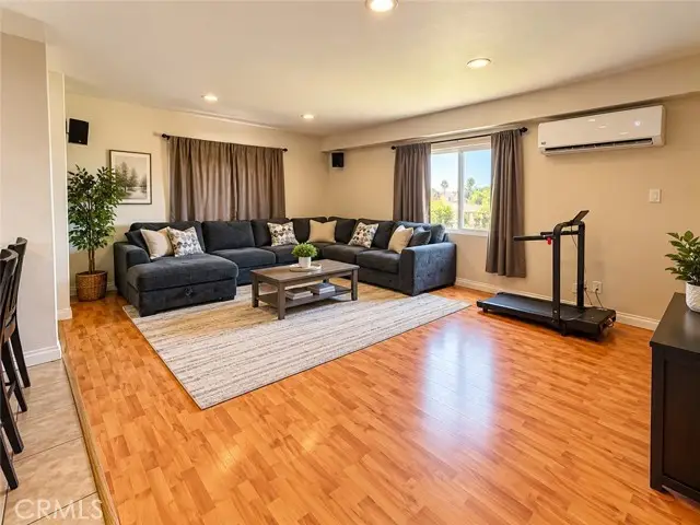 10351 Wells Avenue, Riverside, CA 92505 - #3