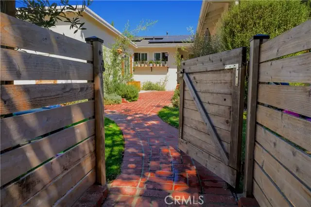 5521 Hunter Street, San Buenaventura Ventura, CA 93003 - #2