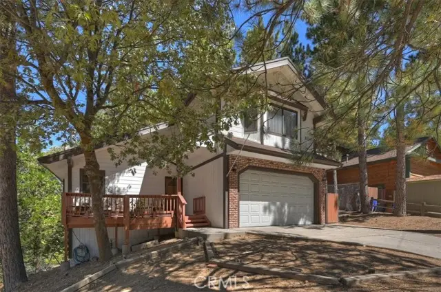 31310 Oakleaf, Running Springs, CA 92382 - #2