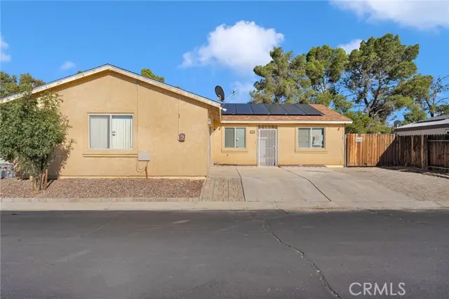 25064 Avenida Laredo, Barstow, CA 92311 - #2