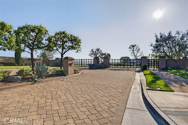 7478 Via Montecito, Riverside, CA 92506 - #2