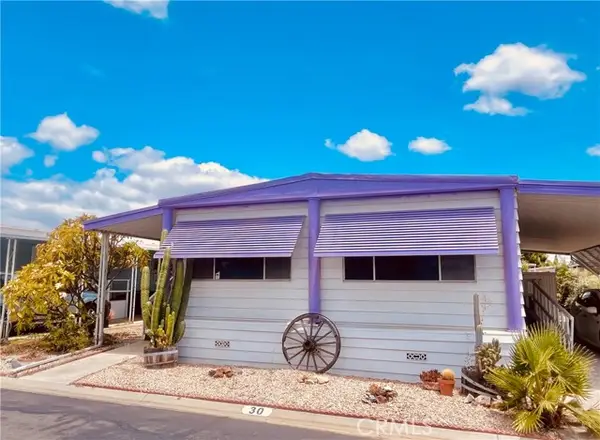 9391 California Avenue  #30, Riverside, CA 92503