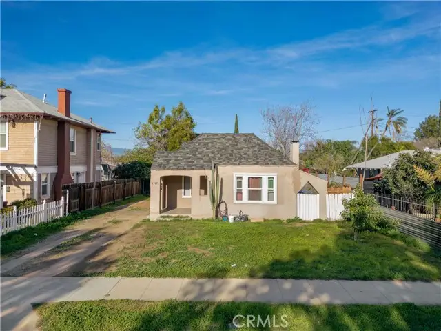 3367 Holding, Riverside, CA 92501 - #1