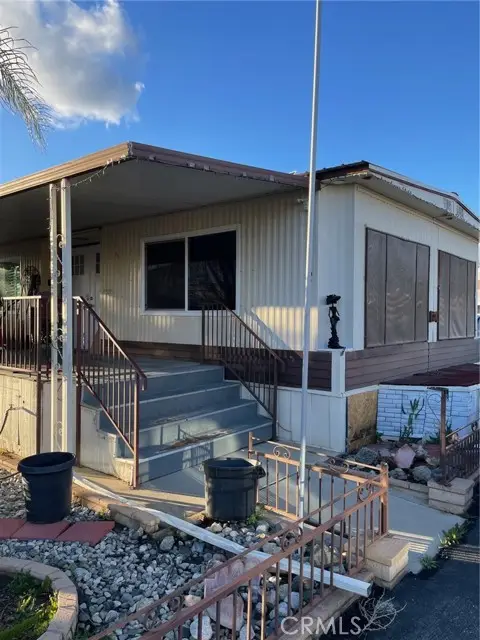 4400 Florida, Hemet, CA 92545 - #2