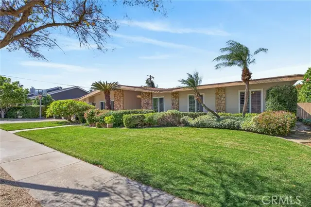 5305 Bardwell, Riverside, CA 92506 - #3
