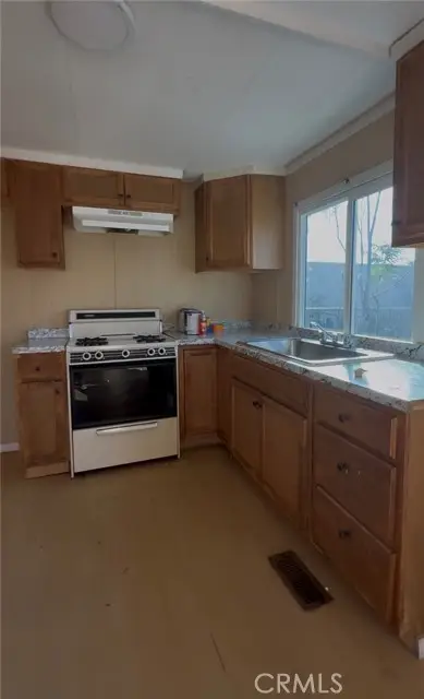 1011 W. La Cadena Drive  #30, Riverside, CA 92509 - #3