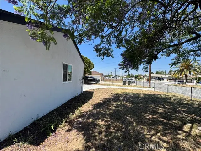 16229 Hunter St, Fontana, CA 92335 - #2