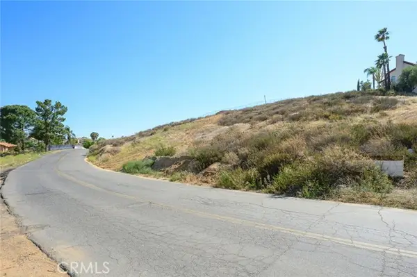 16527 Canyon Ridge Drive, Riverside, CA 92503