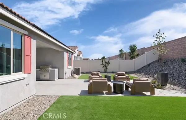 25202 Banded Hills Drive, Menifee, CA 92585