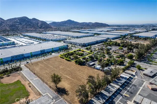 10899 Oleander Avenue, Fontana, CA 92335 - #3
