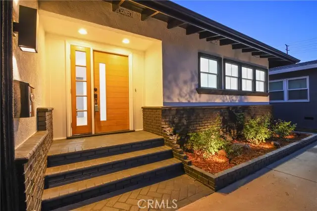 2137 Ostrom, Long Beach, CA 90815 - #2