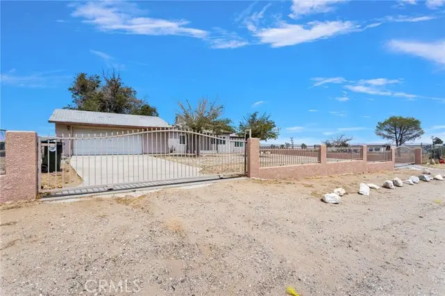 15212 Dos Palmas, Victorville, CA 92392 - #3
