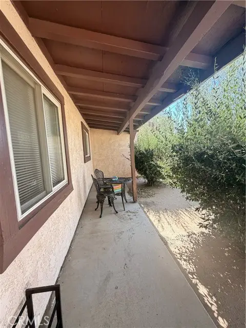 18050 Juniper, Hesperia, CA 92345 - #3