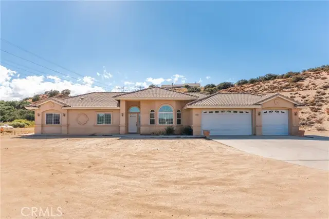 6890 Oak Hill Road, Hesperia, CA 92344 - #2
