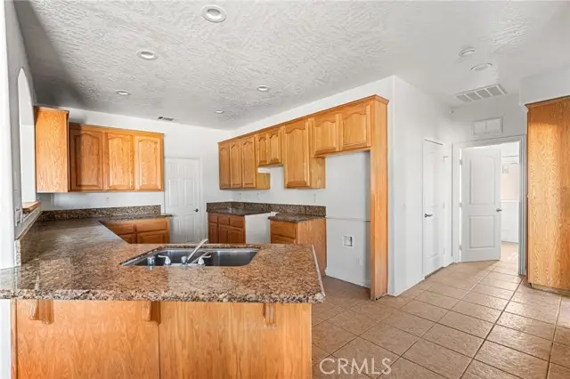 8778 Smoke Tree, Phelan, CA 92371 - #3