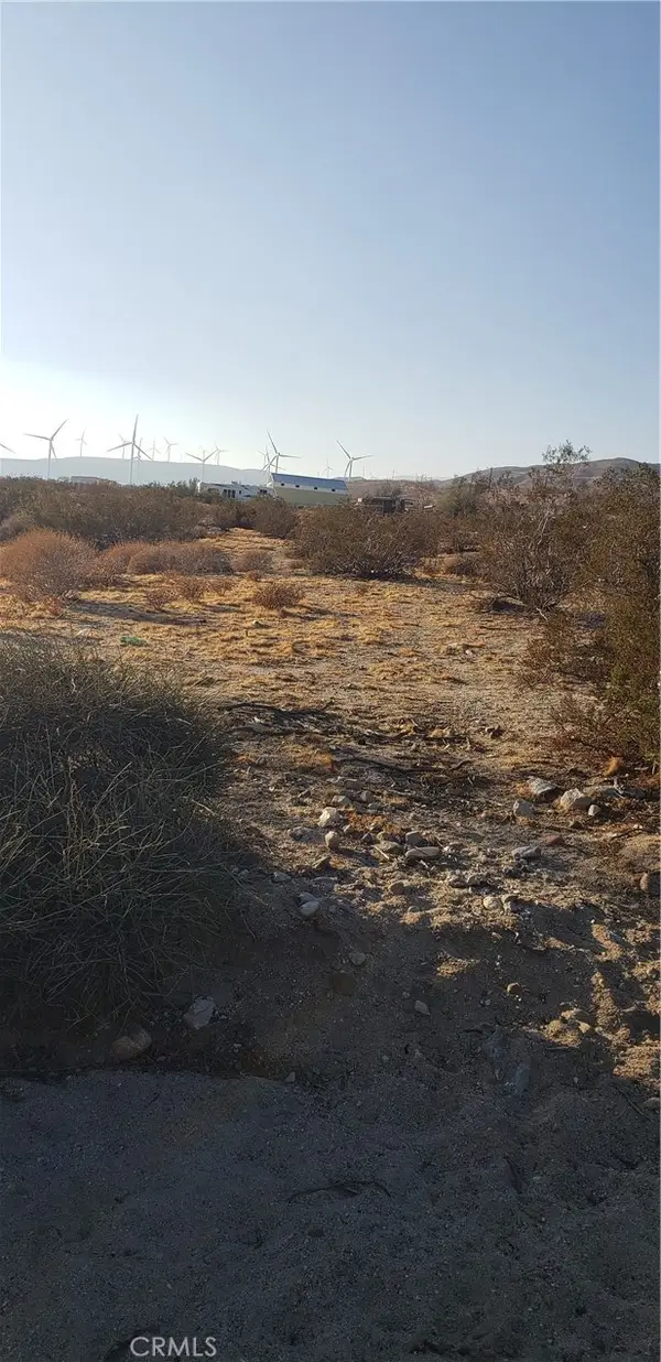 26 Seelly Road, WHITEWATER, CA 92282