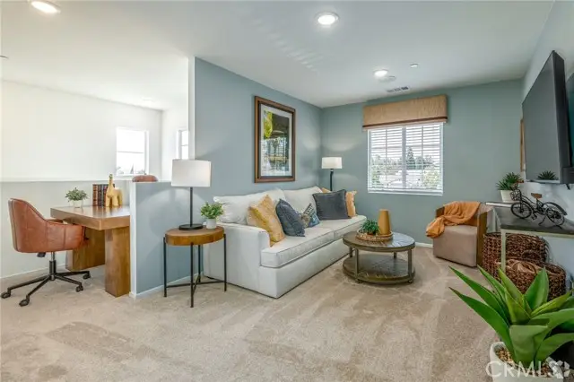 8642 Majesty Lane, Riverside, CA 92509 - #3